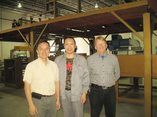 海綿發(fā)泡機、泡棉貼合機美國安裝現(xiàn)場