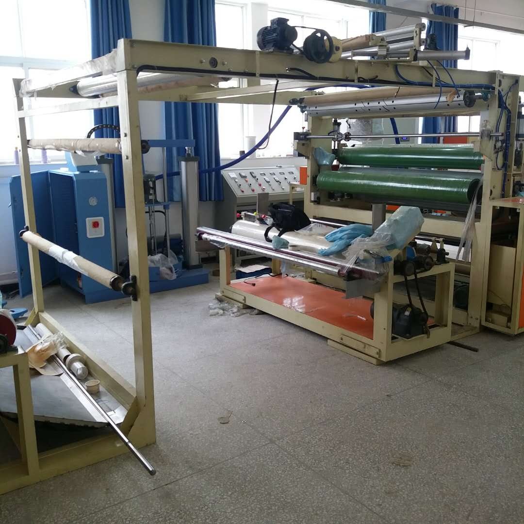 復合機廠家生產(chǎn)的復合機具有哪些特點？