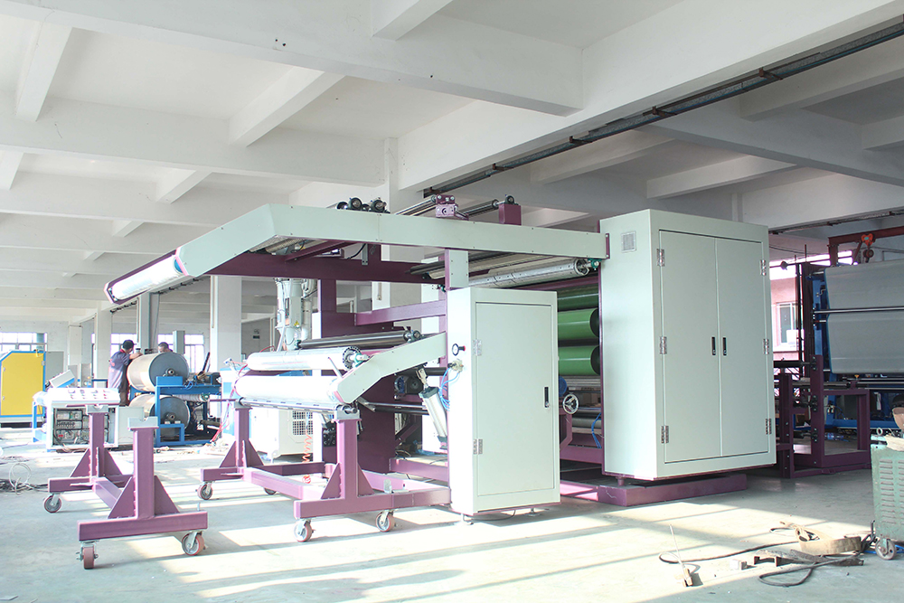 常見的熱熔膠復(fù)合機的生產(chǎn)工藝有哪些？